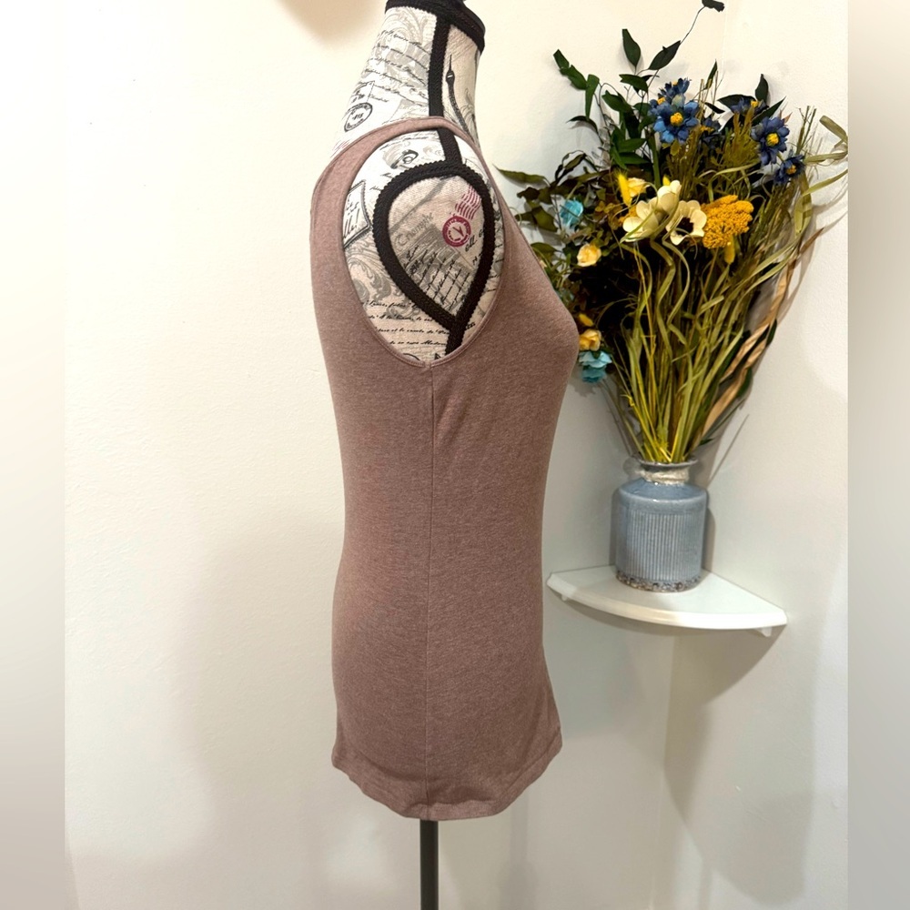 H&M Brown Ribbed Tank Top Size M Boho Layering Basic - Picture 3 of 9